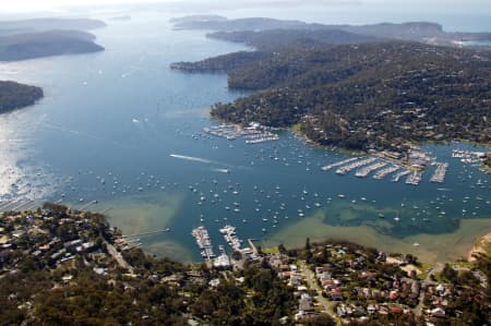 Aerial Image of BAYVIEW TO NEWPORT AND PITTWATER.
