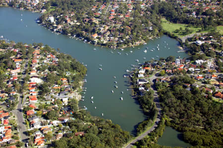Aerial Image of OATLEY BAY AND OATLEY