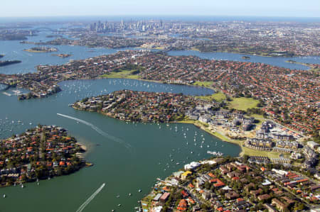 Aerial Image of ABBOTSFORD AND CHISWICK.