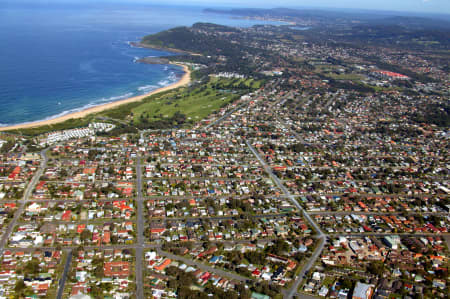 Aerial Image of LONG JETTY TO TUGGERAH LAKES GOLF COURSE.