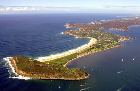 Aerial Image of BARRENJOEY HEAD