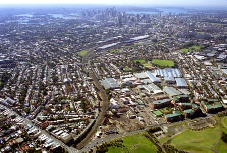 Aerial Image of ERSKINVILLE TO THE CITY