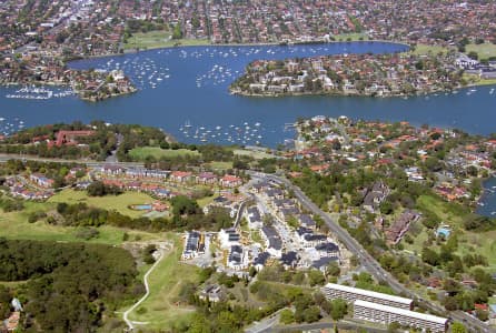 Aerial Image of GLADESVILLE AND HENLEY