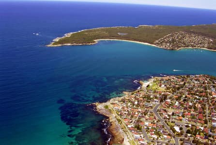 Aerial Image of SOUTH CRONULLA TO THE OCEAN.