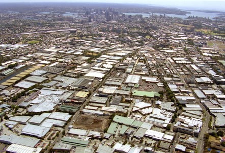 Aerial Image of MASCOT TO THE CITY