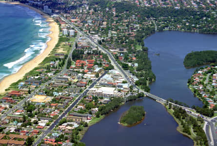 Aerial Image of NARRABEEN