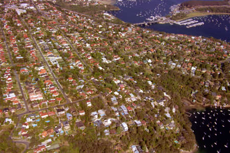 Aerial Image of MIDDLE HARBOUR, SEAFORTH AND THE SPIT