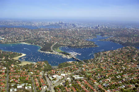 Aerial Image of SEAFORTH LOOKING SOUTH