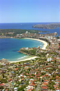 Aerial Image of FRESHWATER LOOKING SOUTH TOWARDS MANLY