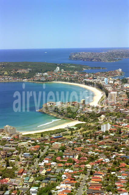 Aerial Image of Freshwater looking south towards Manly
