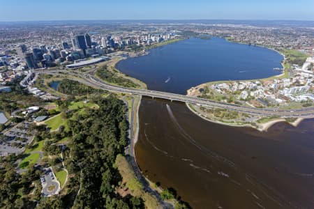 Aerial Image of STATE WAR MEMORIAL LOOKING WEST