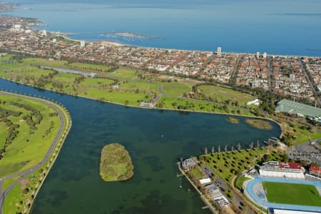 Aerial Image of ALBERT PARK LAKE LOOKING SOUTH-WEST