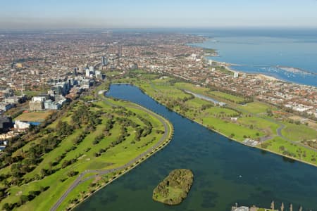 Aerial Image of ALBERT PARK LAKE LOOKING SOUTH-EAST