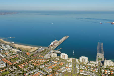 Aerial Image of PORT MELBOURNE LOOKING SOUTH