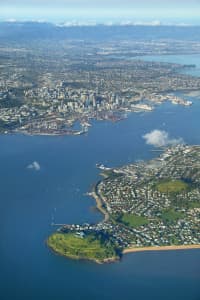 Aerial Image of DEVONPORT LOOKING SOUTH WEST.