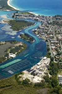 Aerial Image of BRECKENRIDGE CHANNEL TO NINE MILE BEACH.