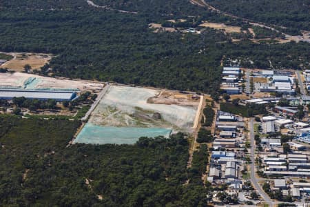 Aerial Image of EAST ROCKINGHAM