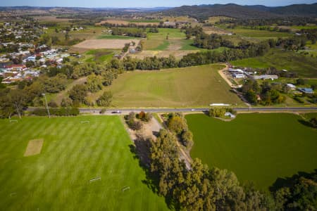 Aerial Image of MOUNT ARTHUR