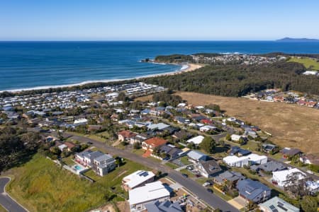 Aerial Image of RED HEAD