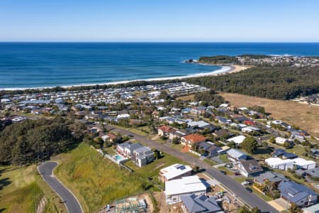 Aerial Image of RED HEAD