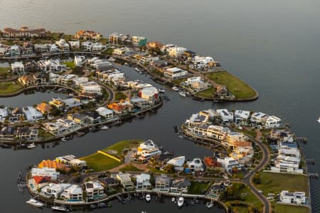 Aerial Image of PARADISE POINT