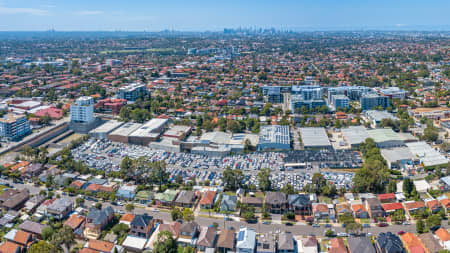 Aerial Image of CLEMTON PARK LOOKING AT CBD