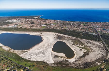 Aerial Image of WARNBRO