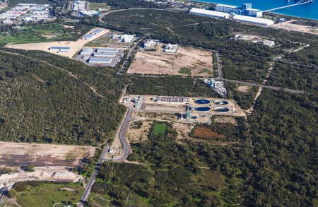 Aerial Image of EAST ROCKINGHAM