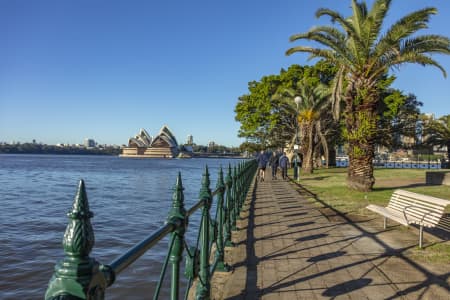 Aerial Image of MILSONS POINT