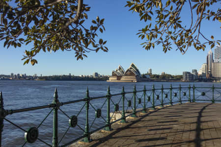 Aerial Image of MILSONS POINT