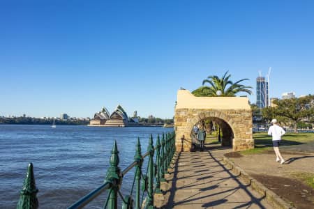 Aerial Image of MILSONS POINT