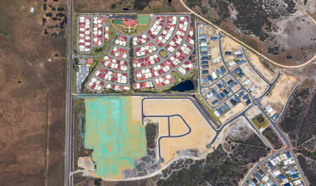 Aerial Image of RAVENSWOOD