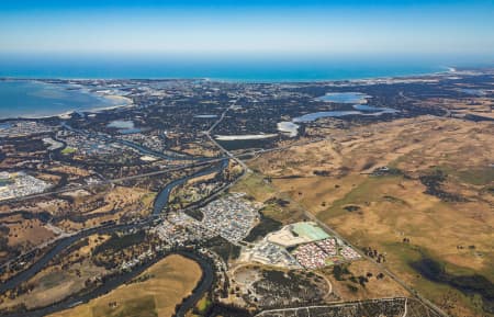 Aerial Image of RAVENSWOOD